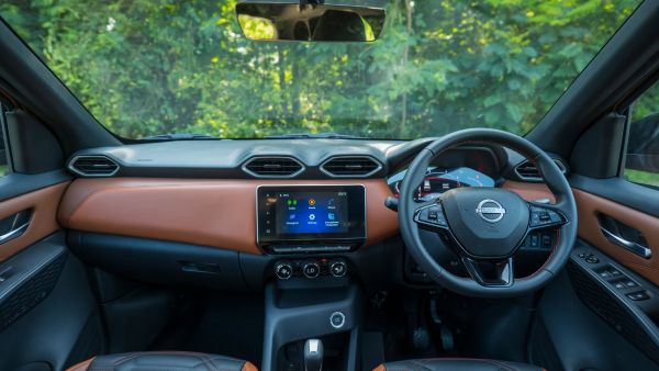 nissan magnite interior