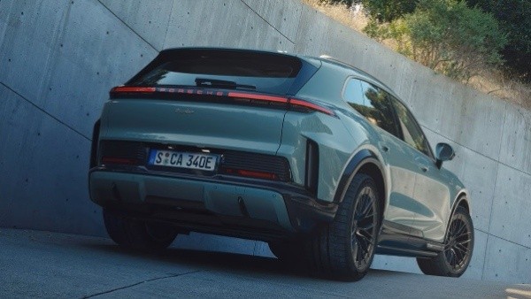 Porsche Cayenne Electric