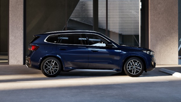 BMW iX1 LWB Electric SUV Gets New Colour and Upholstery Options BMW iX1 LWB Electric SUV Gets New Colour and Upholstery Options