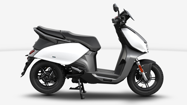Hero Vida Electric Scooter Sales Crossed 1 Lakh Units In 2025 Calendar Year
