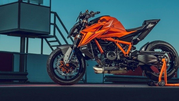 KTM Reveals The details Upcoming 1390 Super Duke RR