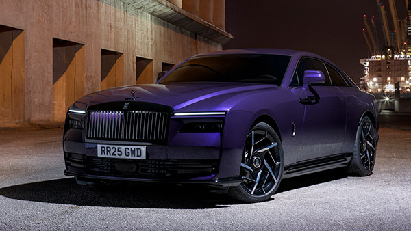 rolls-royce spectre black badge