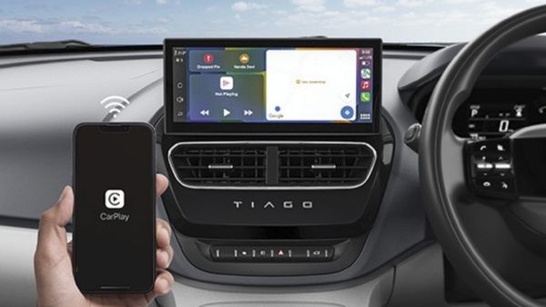 tata tiago wereless android auto apple carplay