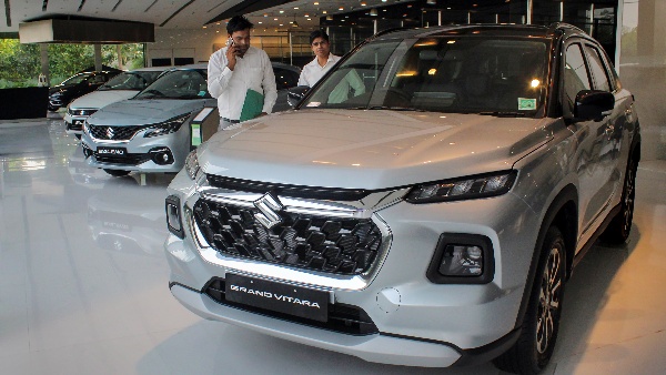 maruti suzuki showroom