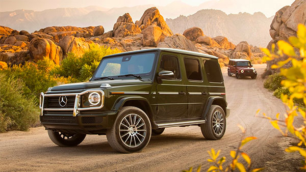 Young Lady Dentist Buys 2 New Mercedes-Benz G-Wagen SUVs On The Same Day