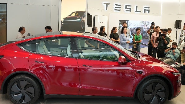 tesla model y mumbai showroom
