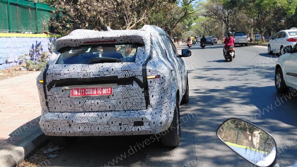 Renault Bigster 7-Seater Hybrid SUV Spied Testing In India Ahead Of This Year Launch