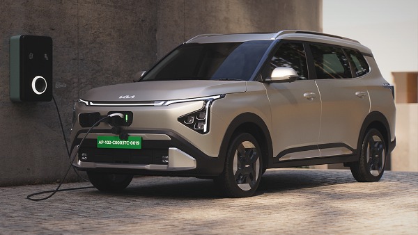 kia carens clavis ev