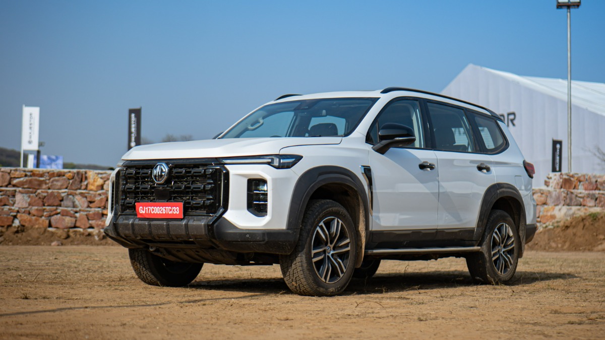 5 വർഷം അൺലിമിറ്റഡ് KM വാറണ്ടി, 5 ഫ്രീ സർവീസ്; ഫോർച്യൂണറിനെ നാണിപ്പിക്കാൻ മജസ്റ്ററിൻ്റെ വാഗ്‌ദാനങ്ങൾ