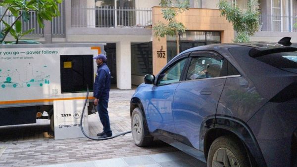 tata hopcharge doorstep ev charging delhi nrc