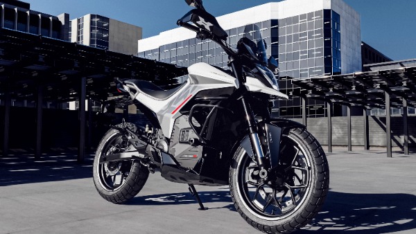 ultraviolette x-47 stellar white