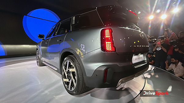 New Mini Countryman Electric Classic Variant Launched At Rs 58 10 Lakh