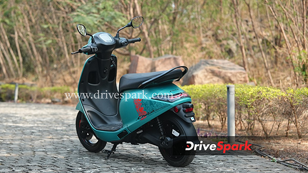 bajaj chetak c25