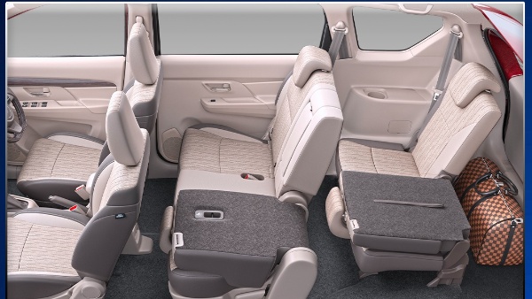 maruti suzuki ertiga seating