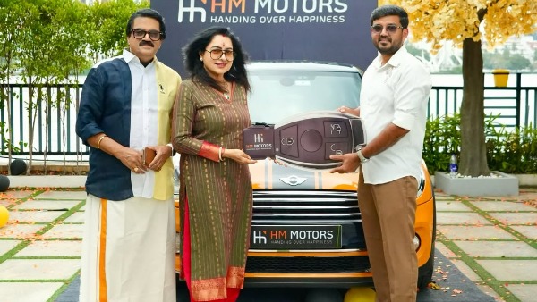 Singer MG Sreekumar Buys Used Mini Cooper Luxury Hatchback Singer MG Sreekumar Buys Used Mini Cooper Luxury Hatchback