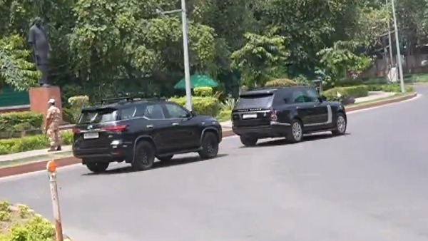 PM Narendra Modi Convoy Reduced