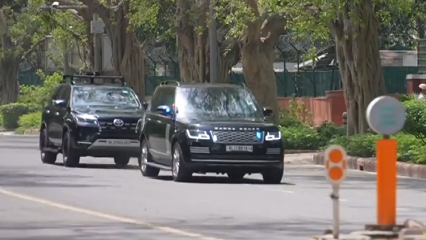 PM Narendra Modi Convoy Reduced