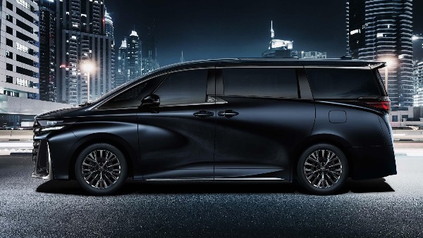 toyota vellfire side toyota vellfire side
