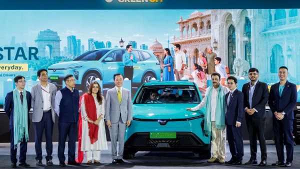 green sm limo electric taxi india
