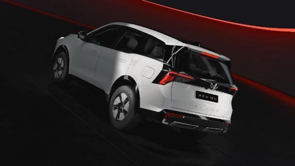Mahindra XEV 9S Base Pack One Above Variant Delivery Commenced In India Mahindra XEV 9S Base Pack One Above Variant Delivery Commenced In India