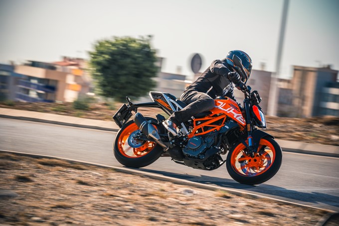 2017 KTM Duke 390