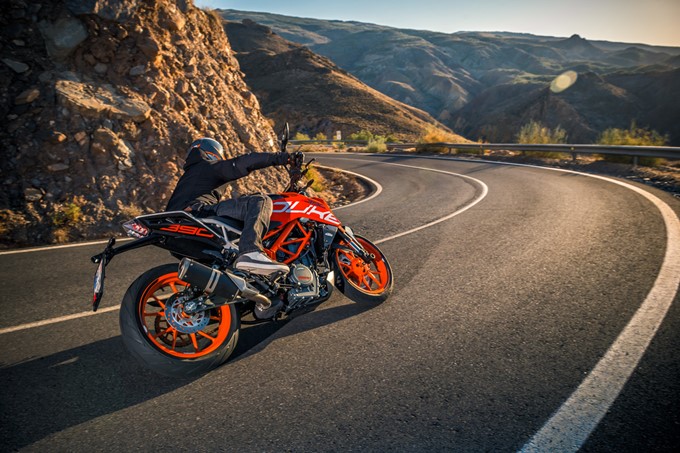 2017 KTM Duke 390