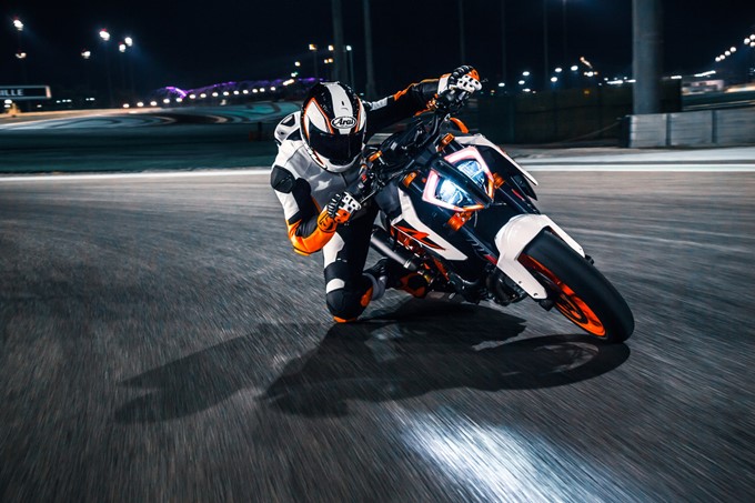 2017 KTM Super Duke 1290 R