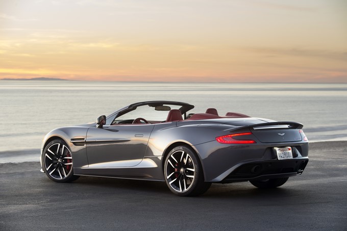 Aston Martin Vanquish Volante