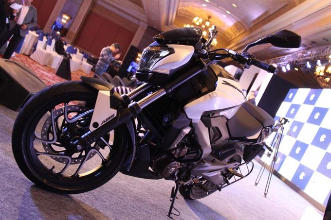 Bajaj Dominar 400