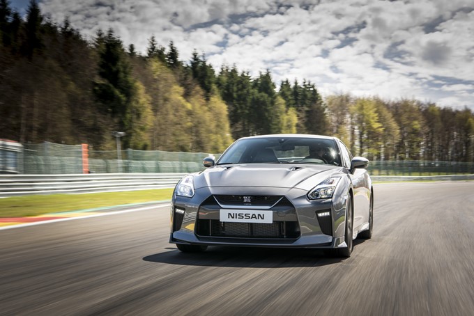 Nissan GT-R
