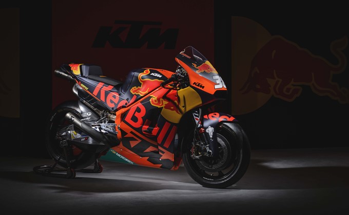 2017 KTM RC16