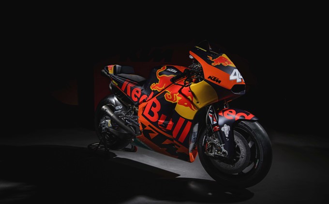 2017 KTM RC16