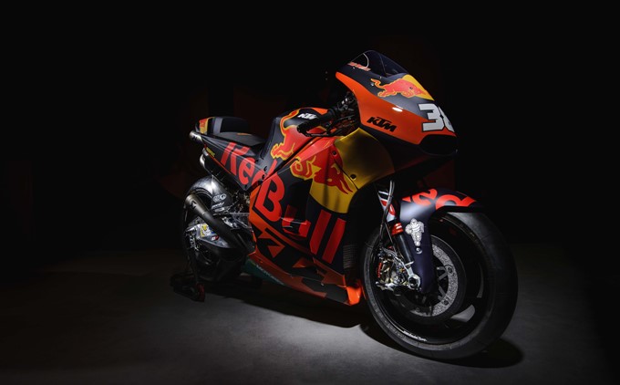 2017 KTM RC16