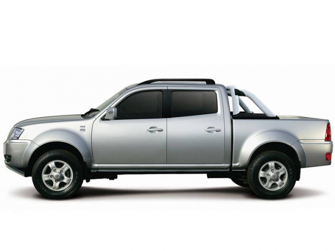 Tata Xenon XT