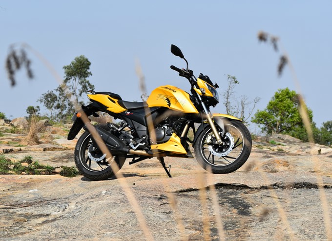 TVS Apache RTR 200 4V