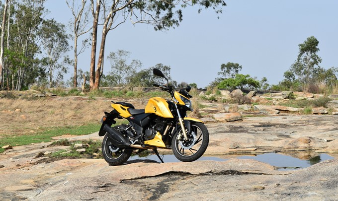 TVS Apache RTR 200 4V