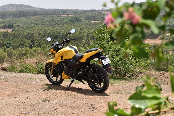 TVS Apache RTR 200 4V