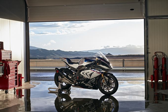 BMW HP4 Race