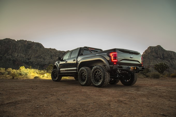Hennessey VelociRaptor 6X6