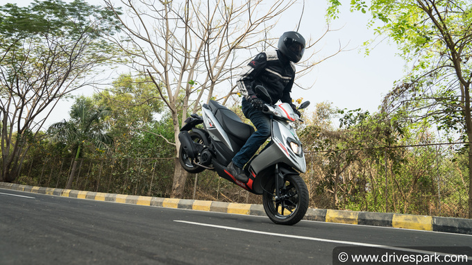 Aprilia SR 125 Test Ride