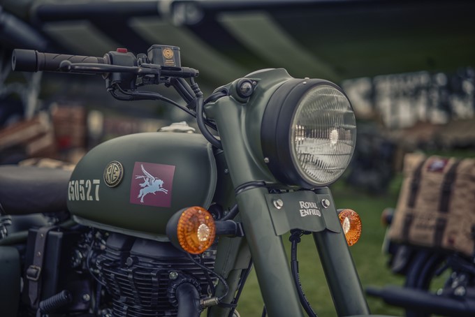 Royal Enfield Classic 500 Pegasus