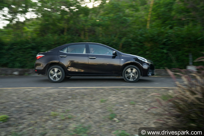 Toyota Corolla Altis