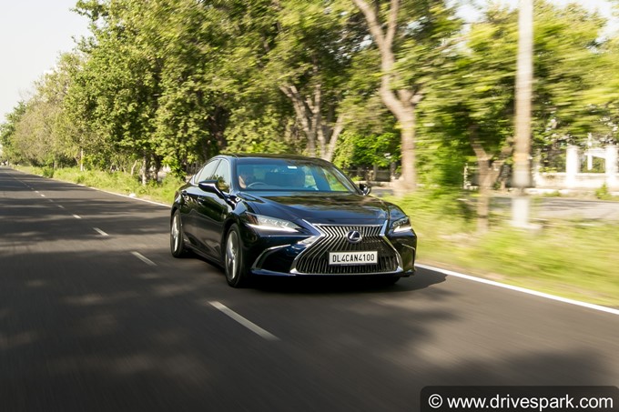 2018 Lexus ES 300h