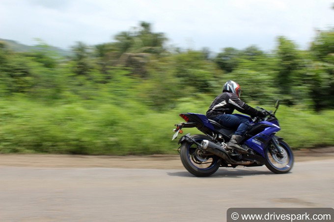 Yamaha YZF R15 v3-0