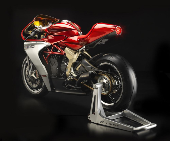 MV Agusta Superveloce 800