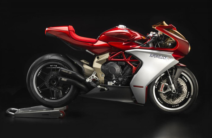 MV Agusta Superveloce 800