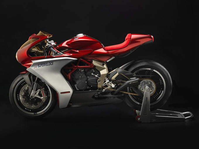 MV Agusta Superveloce 800