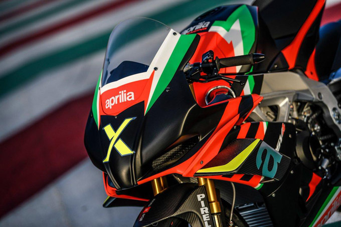 Aprilia RSV4 X-Track Edition