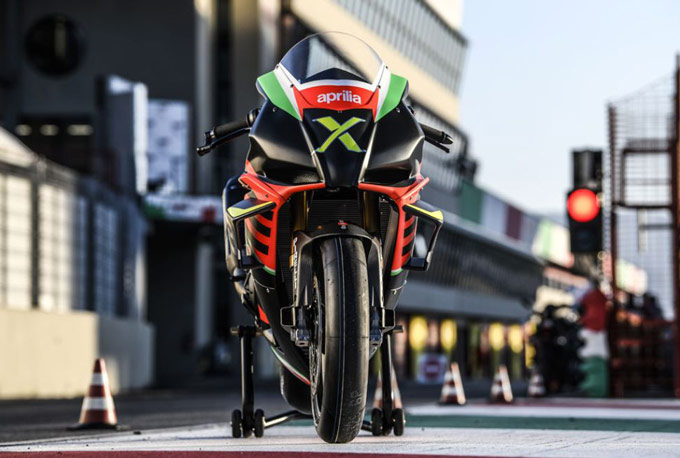 Aprilia RSV4 X-Track Edition