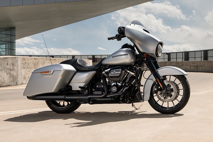 Harley-Davidson Street Glide Special